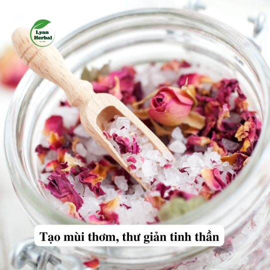 Muối tắm thảo mộc 250g/hủ (herbal bath tea) muối hồng himalayavà hoa khô